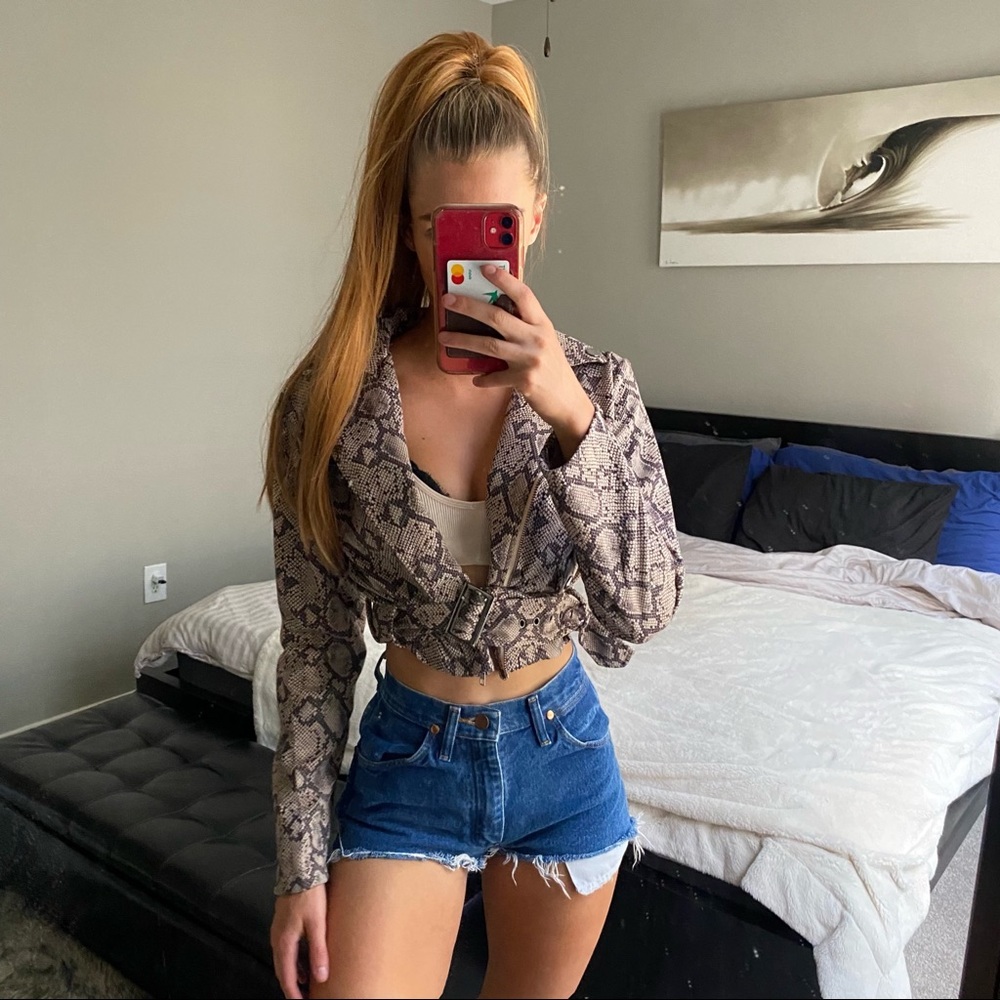 NWOT Snakeskin blazer like jacket